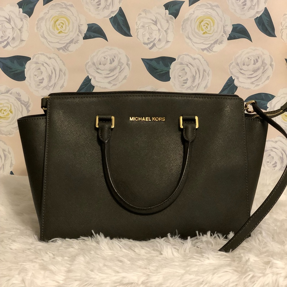 Michael Kors Selma Purse in Olive